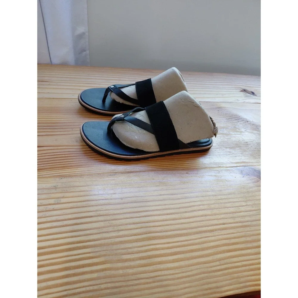 SOREL 'Ella II' Black Leather‎ Flip Flop Strappy Sandals 6 Excellent Condition